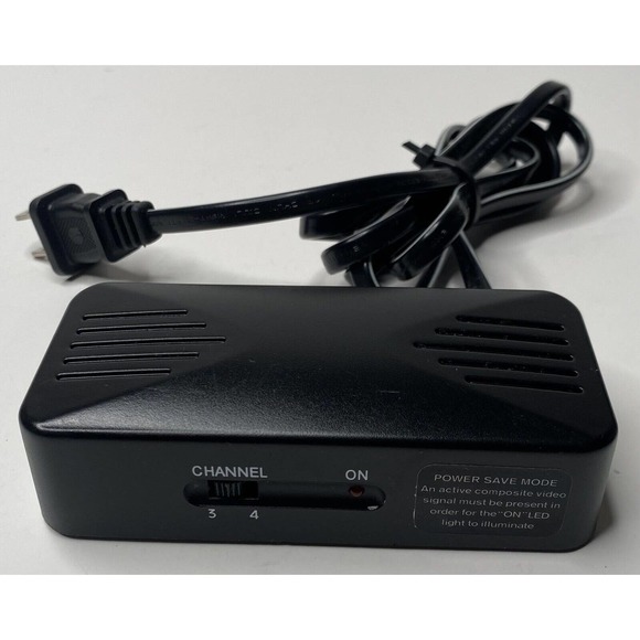 RF MODULATOR / VIDEO CONVERTER /COMPOSITE RCA TO CHANNEL 3 OR 4 / 6203 - Picture 1 of 2